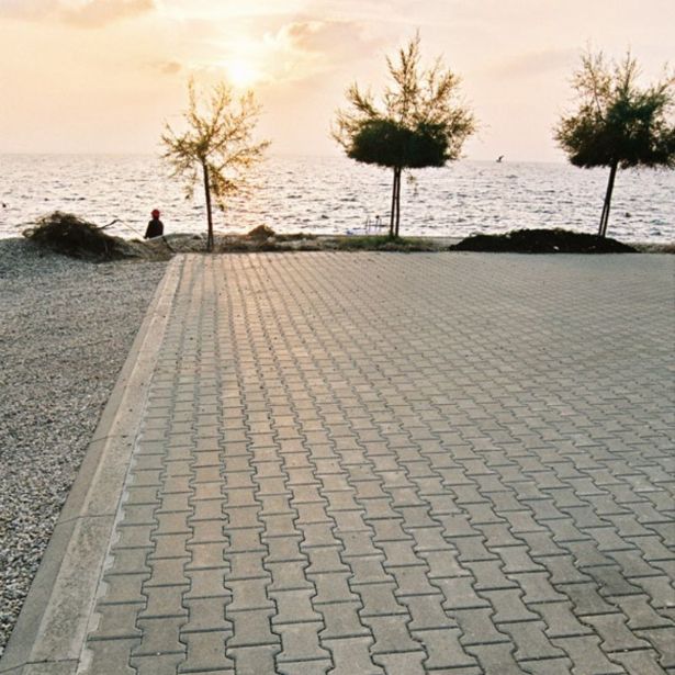 BETONSKI TLAKOVEC SEMMELROCK ŠESTEROKOTNIK 24.3/21/8 CM. SIVA