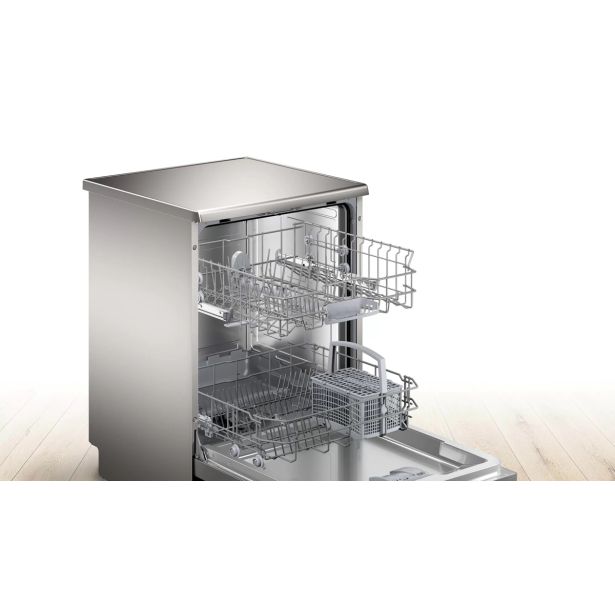 POMIVALNI STROJ BOSCH SGS2HTI72E