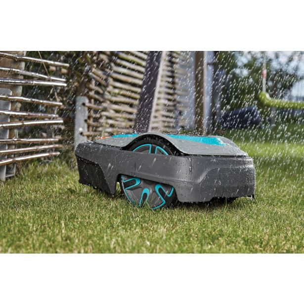 ROBOTSKA KOSILNICA GARDENA SILENO CITY 250