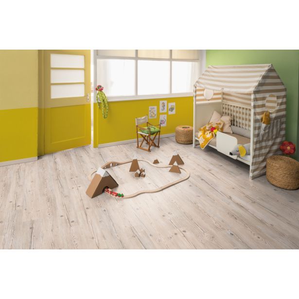 PLAVAJOČA PLUTA EGGER HOME COMFORT SMREKA SONNEBERG EHC010 1292X193X8 MM