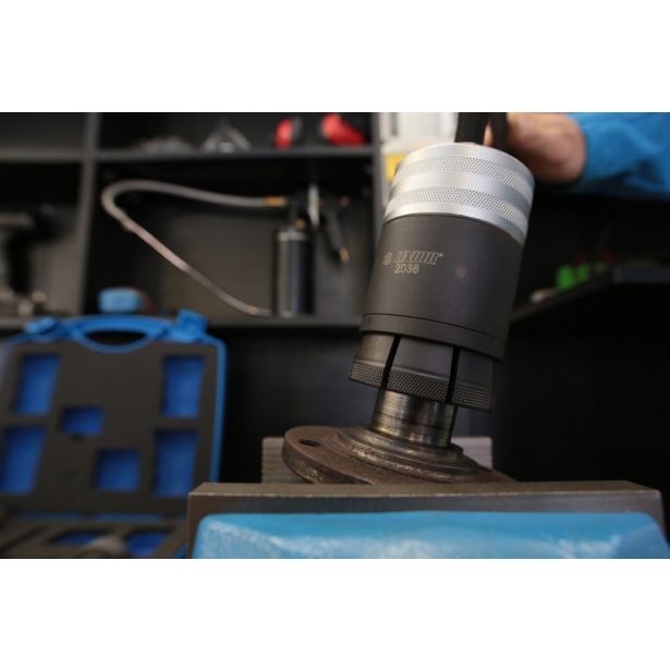 ORODJE ZA MEHANIKE UNIOR SNEMALEC LEŽAJNIH OBROČEV ART. 2038