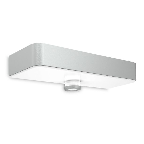 SOLARNA VRTNA SVETILKA STEINEL LED XSOLAR SOL-O S 3000K SENZOR SREBRNA