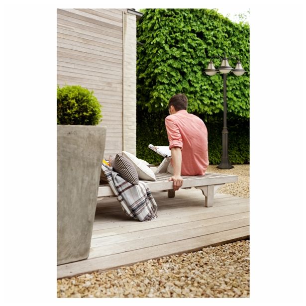 STOJEČA VRTNA SVETILKA PHILIPS 15215/42/16 PROVENCE 3X23W E27 ČRNA