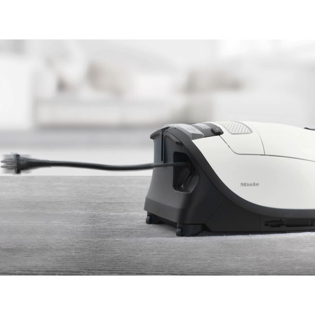 SUHI SESALNIK MIELE COMPLETE C3 ACTIVE PARQUET