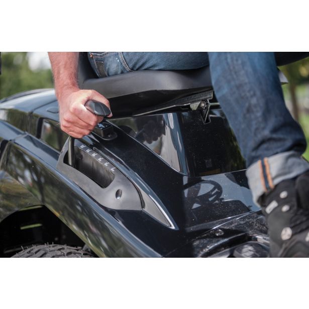 PARKOVNI TRAKTOR AL-KO T 15-93.9 HD-A BLACK EDITION