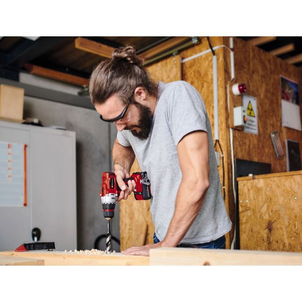 EINHELL AKUMULATORSKI VRTALNIK V SETU TE-CD 18/2 LI +39 (1X2.5 AH)