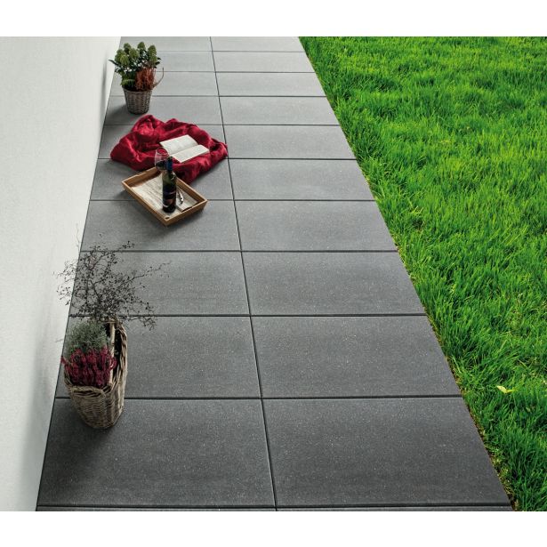 BETONSKA PLOŠČA ZOBEC TITAN IMPREGNIRANA 40X80X4.2 CM GRAFITNA