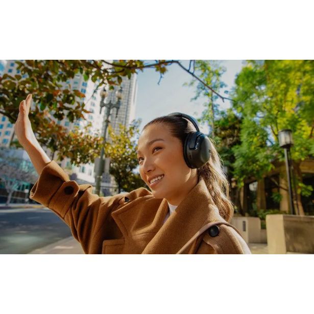 SLUŠALKE JBL TOUR ONE ČRNE