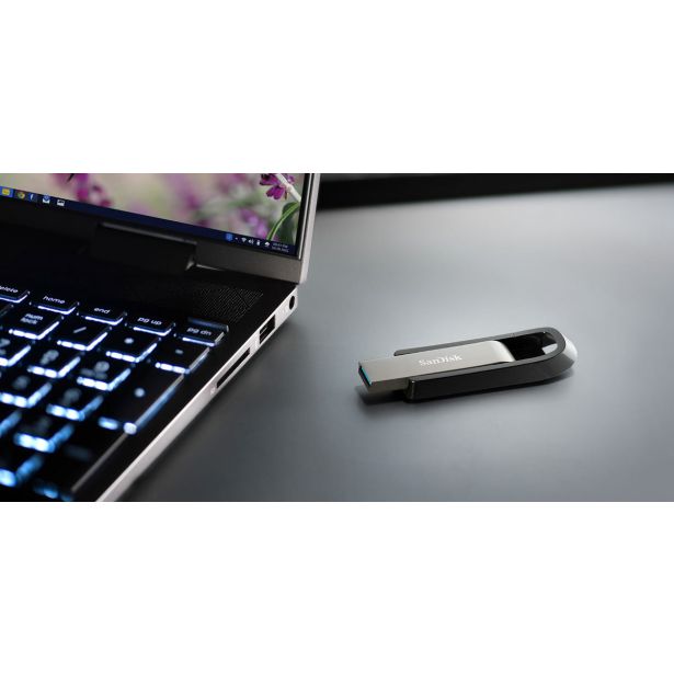 USB KLJUČ SANDISK SAN ULTRA EXTREME GO 3.2 64 GB