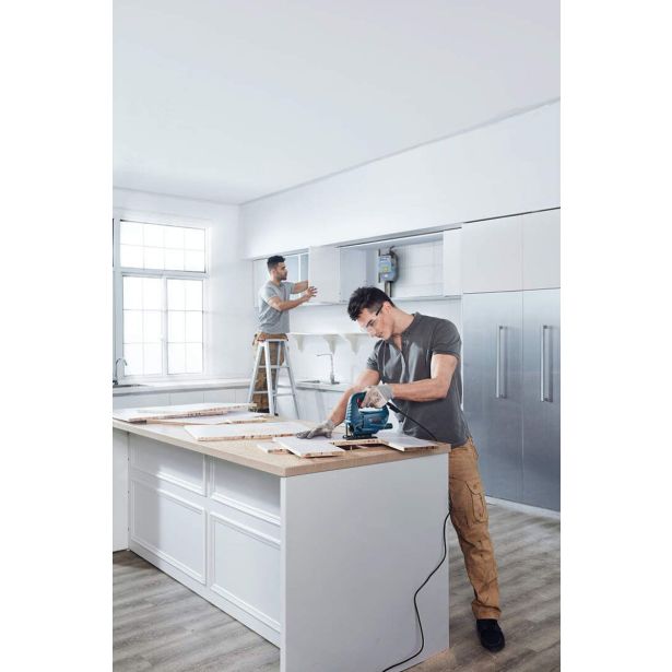 VBODNA ŽAGA BOSCH PROFESSIONAL GST 700