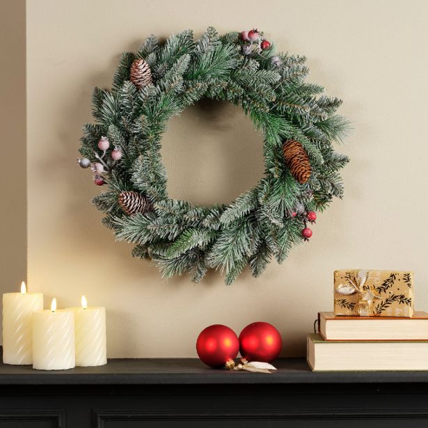 VENČEK DECORIS FI 50 CM, LEDEN Z JAGODA. WINDHAM