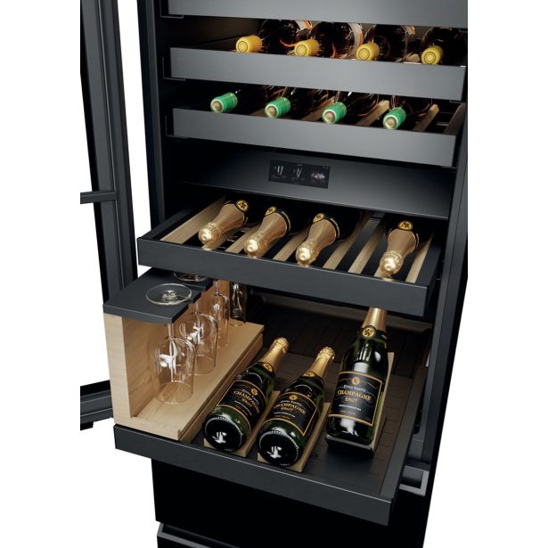 VGRADNA HLADILNA VITRINA HAIER CSW9619ENGBW