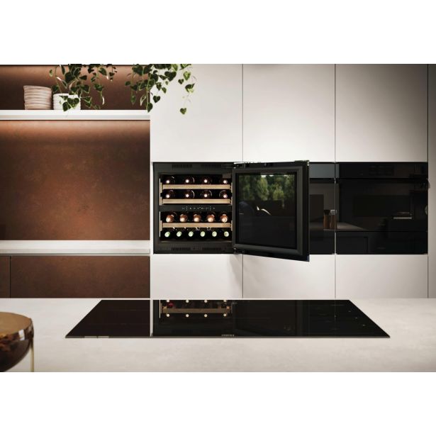 VGRADNA HLADILNA VITRINA HAIER HW60G25F2