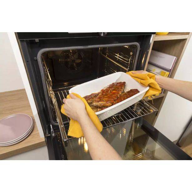 VGRADNA PEČICA GORENJE BPSA6747A08XWI