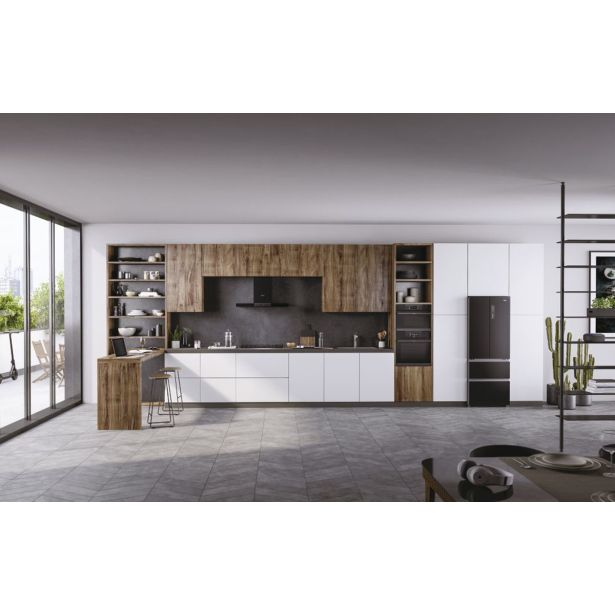 VGRADNA PEČICA HAIER HWO60SM5F8BH