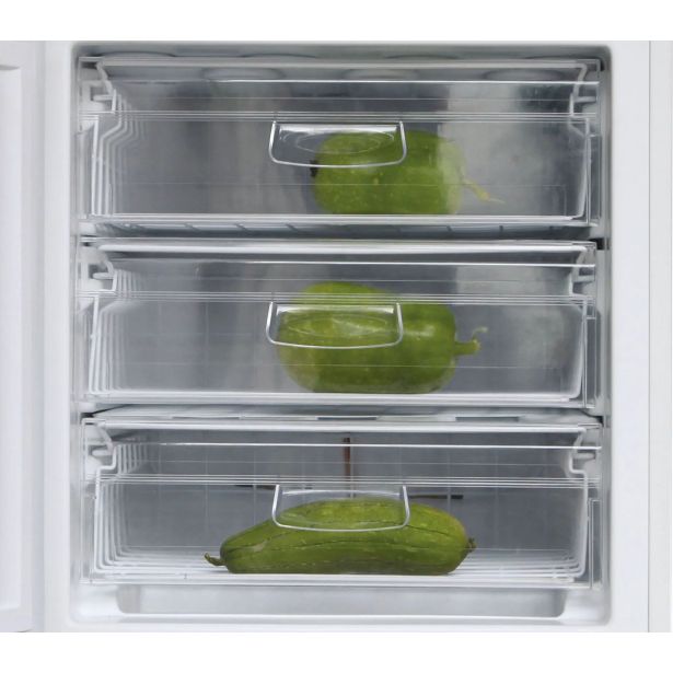 VGRADNA ZAMRZOVALNA OMARA CFU 135 NE/N