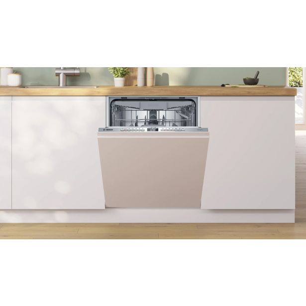 VGRADNI POMIVALNI STROJ BOSCH SMV4EMX24E