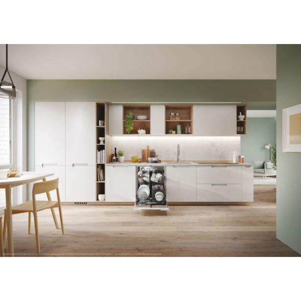 VGRADNI POMIVALNI STROJ CANDY CIP3E7L0W