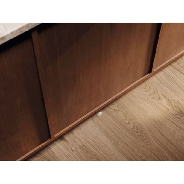VGRADNI POMIVALNI STROJ ELECTROLUX E62LB200T