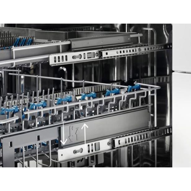 VGRADNI POMIVALNI STROJ ELECTROLUX EEM48200IX VIDNA ARMATURA