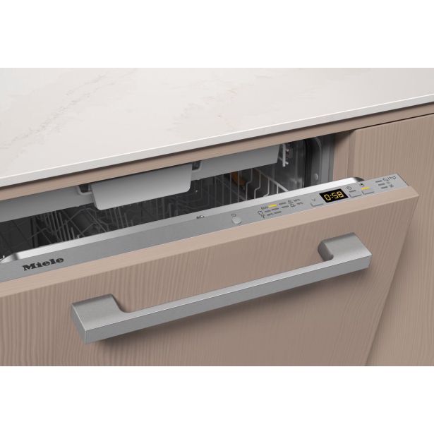VGRADNI POMIVALNI STROJ MIELE G 5651 SCVI
