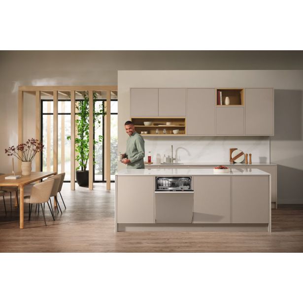 VGRADNI POMIVALNI STROJ MIELE G7985 SCVI K2O XXL AUTODOS