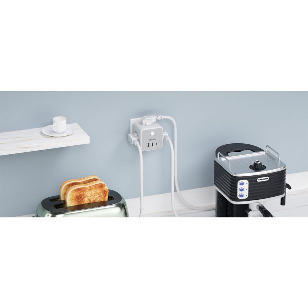 VTIČNI RAZDELILEC TESSAN 301-DE-C 3X VTIČNICA, 2X USB-A, 1X USB-C
