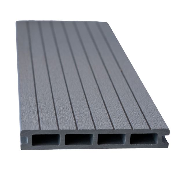 WPC DESKA ZA TERASO SVETLO SIVA LES 4000X146X22 MM