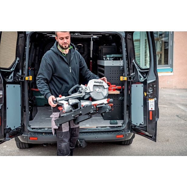 ZAJERALNA ŽAGA METABO KGS 254 M + KSU 251 V SETU S STOJALOM