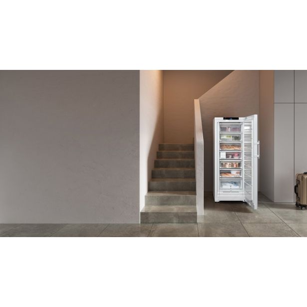 ZAMRZOVALNA OMARA LIEBHERR FNC 7277