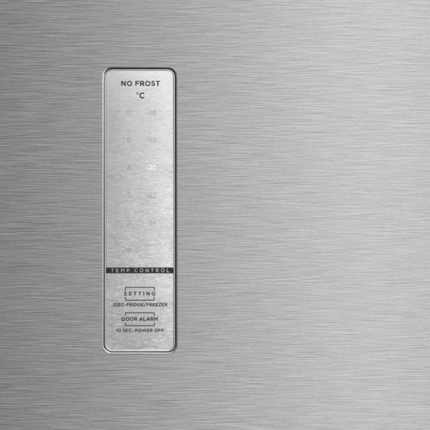 ZAMRZOVALNA OMARA VOX VF3280XE