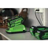 AKUMULATORSKI POLNILNIK GREENWORKS 40V G40C