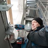 AKUMULATORSKI UDARNI VIJAČNIK BOSCH GDS 18 V-EC 250 V L-BOXX-U