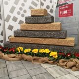 BETONSKI IZDELEK KOGRAD ŠKARPNIK CEPLJEN RUMEN 25X25X12.5