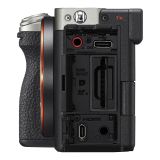 BREZZRCALNI FOTOAPARAT SONY ILCE7CM2LS.CEC ALPHA7C II OBJEKTIV Z ZOOMOM 28-60MM