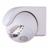 NOČNA LUČKA PIR 5 LED 3AA