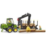 BRUDER TRAKTOR JOHN DEERE Z NAKLADALKO IN PRIKOLICO ZA HLODE 02133