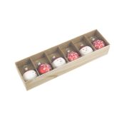 RDEČE STEKLENE BUNKE Z MOTIVOM BOŽIČKA IN SNEŽINKE, 6 KOSOV, PREMER 40 MM