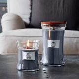 DIŠEČA SVEČA WOODWICK CLASSIC MEDIUM INDIGO SUEDE 1694647E