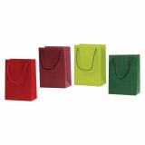 DARILNA VREČKA IZ E VALOVITE LEPENKE A 5 BARVNA 160X100X230 MM