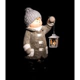 PRAZNIČNA FIGURA GLOSSTYLE DEČEK Z LANTERNO 47 CM ZA ČAJNO SVEČKO SIVI