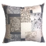 DEKORATIVA BLAZINA 43X43 CM BLUE PATCHWORK S SNEMLJIVO PREVLEKO