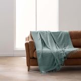 DEKORATIVNA ODEJA DOUCEUR D'INTÉRIEUR 180X220 LILIA SAUGE LAHKA Z RESICAMI