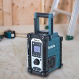 AKUMULATORSKI RADIO MAKITA DMR107