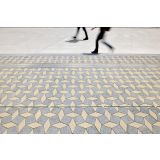 BETONSKI TLAKOVEC OBLAK GROUP EMONICA KVADRAT SIV ANTRACIT