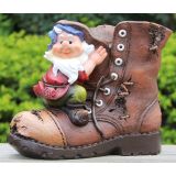 FIGURA, OKRASNA PALČEK NA ČEVLJU VIŠ 11 CM