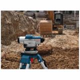 OPTIČNI NIVELIR BOSCH GOL 26 D PROFESSIONAL S STOJALOM BT 160 IN MERILNO LETVIJO GR 500