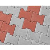 BETONSKI TLAKOVEC OBLAK GROUP H 8 CM OSTRI ROB RDEČ INDUSTRIAL