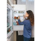 HLADILNIK IN ZAMRZOVALNIK CANDY CBT5518DW