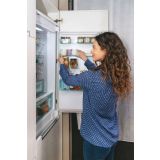 HLADILNIK IN ZAMRZOVALNIK CANDY CBT5518DW